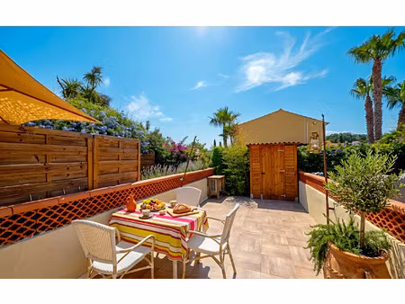 maison sanary-sur-mer 30.13 m² t-3 à vendre  257 250 €