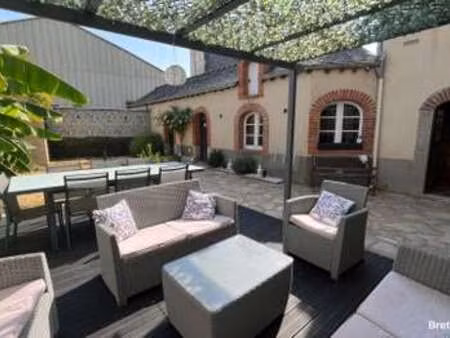 vente maison à meslay-du-maine (53170) : à vendre / 171m² meslay-du-maine