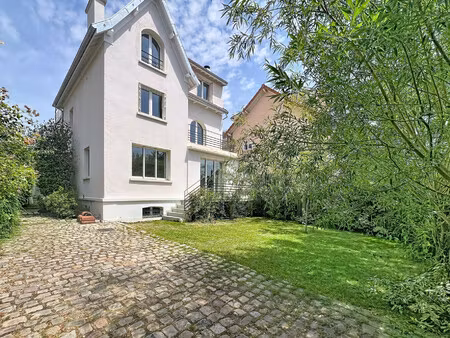 vente villa 9 pièces