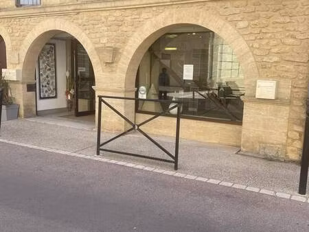 local commercial à louer