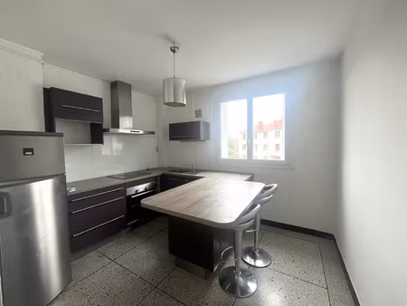t3 lumineux de 78 m2 à 795eur  chauffage compris