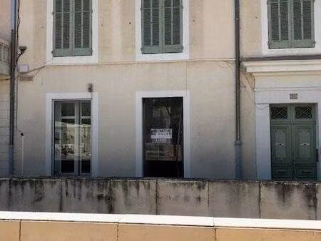 local commercial à louer
