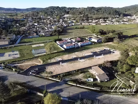 terrain constructible viabilisé à vendre