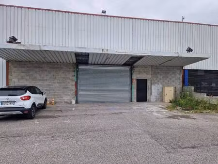 local commercial à louer