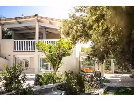 local commercial avec bail commercial