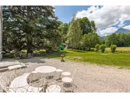 vente appartement 6 pièces 170 m² à varces-allières-et-risset (38760)  450 000 €