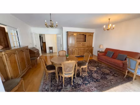 aix-les-bains centre t3 de 85 m² avec ascenseur  balcon et garage en option