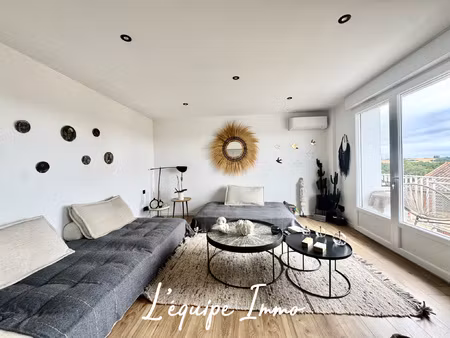 appartement t4 81m2 entièrement rénové avec balcon - plein c