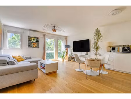 paris 19 : appartement 2 pièces de 43.59m²