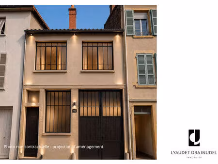 maison de ville à créer - un projet unique au centre de charlieu