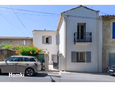 dpe b maison de ville t3 bis de 80 m2 avec cour à boisseron