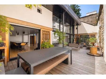 loft familiale avec patio au coeur de foch