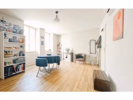 location appartement  45.8 m² t-2 à plombières-lès-dijon  510 €