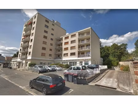 location stationnement  13.85 m² t- à avon  105 €
