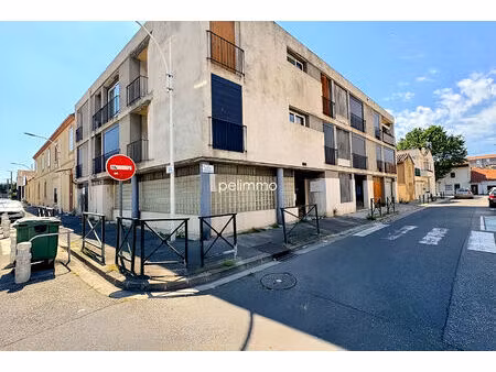 local d'activité miramas 160m²