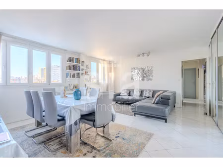 magnifique appartement familial 4/5 pièces 95 m2 à 300 m