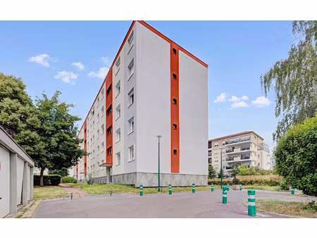 appartement neuilly-sur-marne 82.8 m² t-5 à vendre  214 000 €