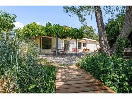 aix nord - maison de plain pied t3 en bordure d'étang