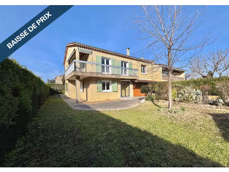 valence petit charran - maison 7 pieces de 172 m2