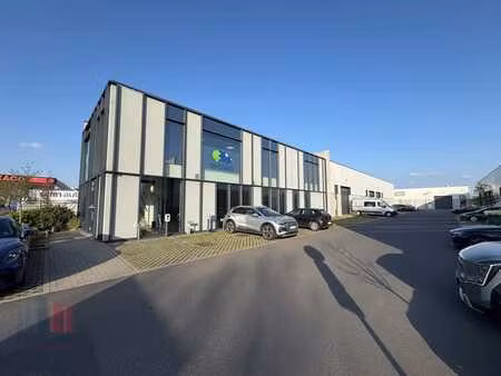 hoogwaardige & lichtrijke kantoorruimte van 486 m² te naz...