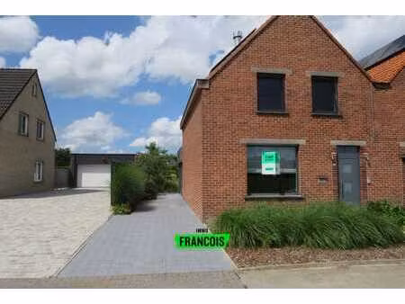 maison familiale écoénergétique avec étang de baignade à wa…