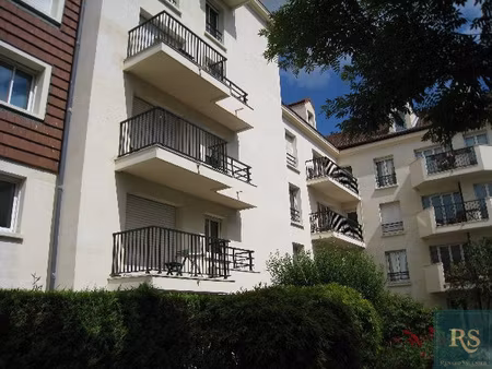 2 pièces plein centre ville antony - au calme côté jardin -