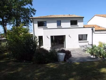 vente maison piscine à nantes chantrerie (44000) : à vendre piscine / 145m² nantes chantre