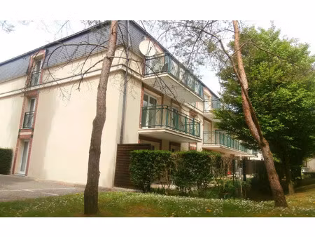 location appartement  m² t-3 à fontainebleau  1 640 €