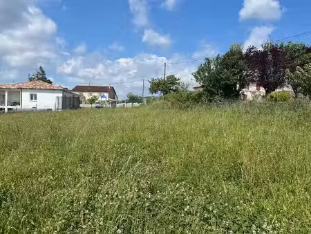 vente terrain 825 m² à bellegarde (81430)  48 000 €