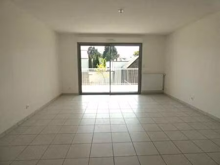location appartement 3 pièces à la chapelle-sur-erdre (44240) : à louer 3 pièces / 63m² la
