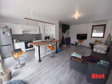vente appartement 4 pièces à saint-jacques-de-la-lande (35136) : à vendre 4 pièces / 80m² 