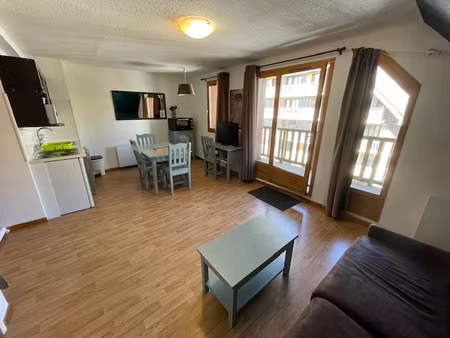 super-besse  duplex sur les hauteurs de station