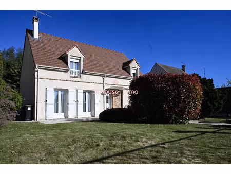 maison familiale 122 m² avec terrain de 869 m² - villaines-sous-bois