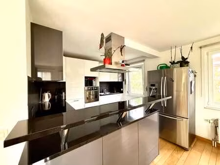 duplex av. grenier - terrasse- garage