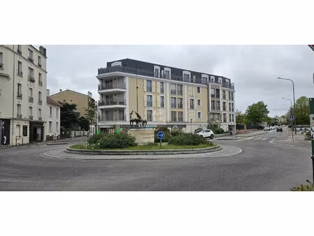 local commercial maisons laffitte