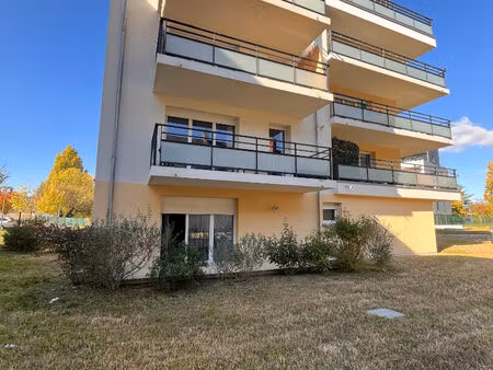 dunois - t3 2 chambres - terrasse - rez-de-chaussee