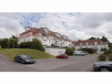 pringy : découvrez ce charmant 3 pièces de 60 m² avec 2 places de parking privatives  situ