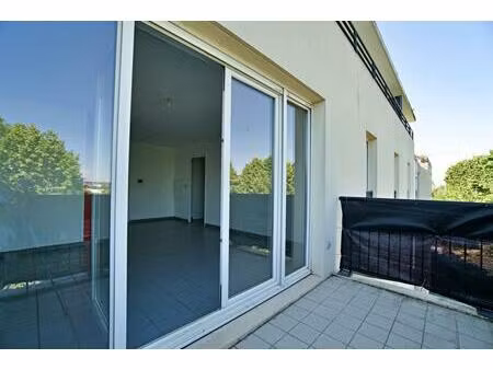 villefranche-sur-saône - appartement t3 avec balcon