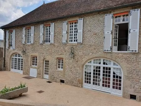 belle propriété à vendre au centre d'autun