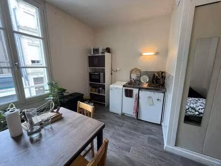 location appartement t1 à angers centre (49000) : à louer t1 / 19m² angers centre