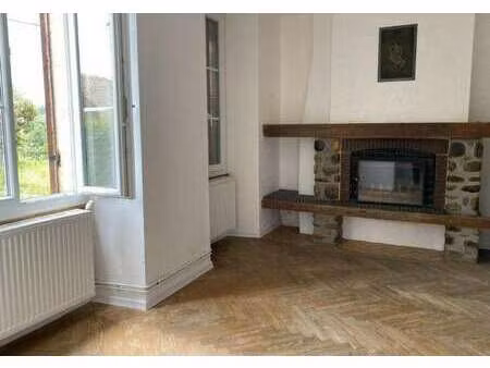 location maison à sauveterre-de-guyenne (33540) : à louer / 119m² sauveterre-de-guyenne