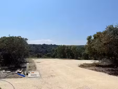 vente terrain 2000 m² à saint-restitut (26130)  240 000 €