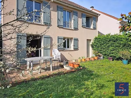 exclusivité immo5 maison 4 chambres avec jardin rer a bry-sur-marne à pied