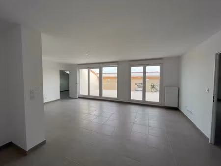 location appartement 4 pièces 100 m² à tournefeuille (31170)  1 150 €