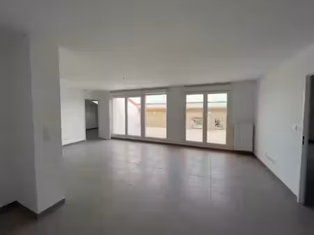 location appartement 4 pièces 90.35 m² à tournefeuille (31170)  1 150 €