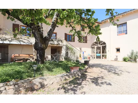 maison lancié 355 m² t-8 à vendre  669 000 €