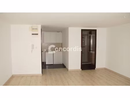 location appartement 1 pièce 32 m² à verdun (55100)  390 €