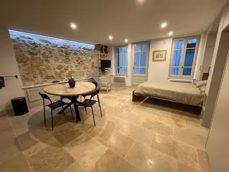 location meublée appartement 1 pièce 31 m² à mas thibert (13104)  600 €