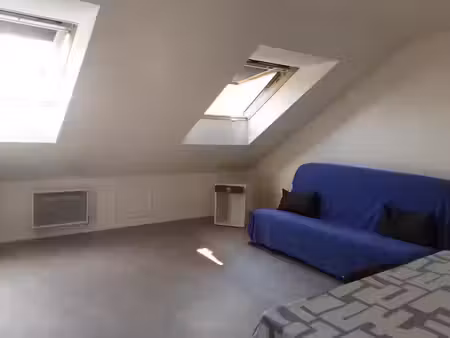 location meublée appartement 1 pièce 30 m² à vaureal (95490)  640 €