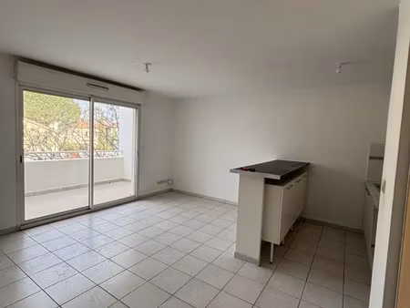 location appartement 2 pièces 40 m² à montpellier (34000)
